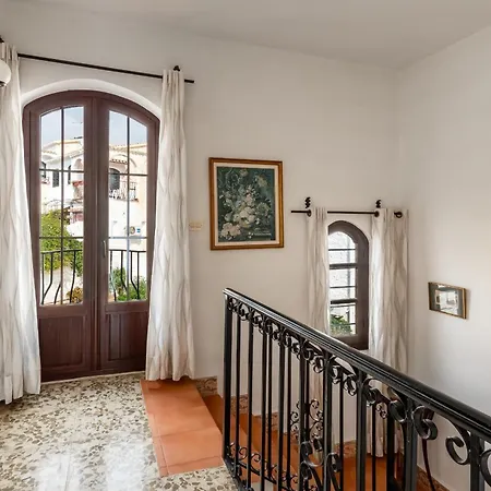 Lilas 61 Nerja